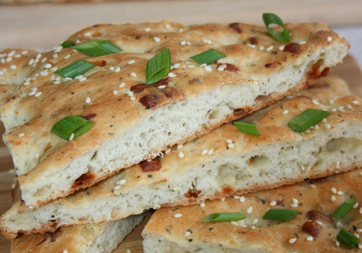 Focaccia z serem i cebulą DoradcaSmaku pl