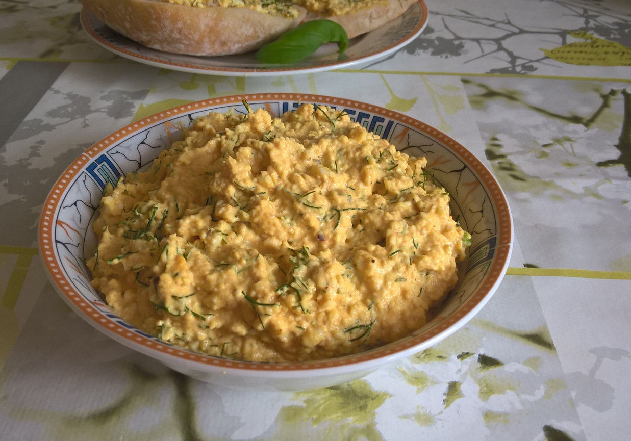 Pasta Jajeczna Z Koperkiem I Curry Doradcasmaku Pl