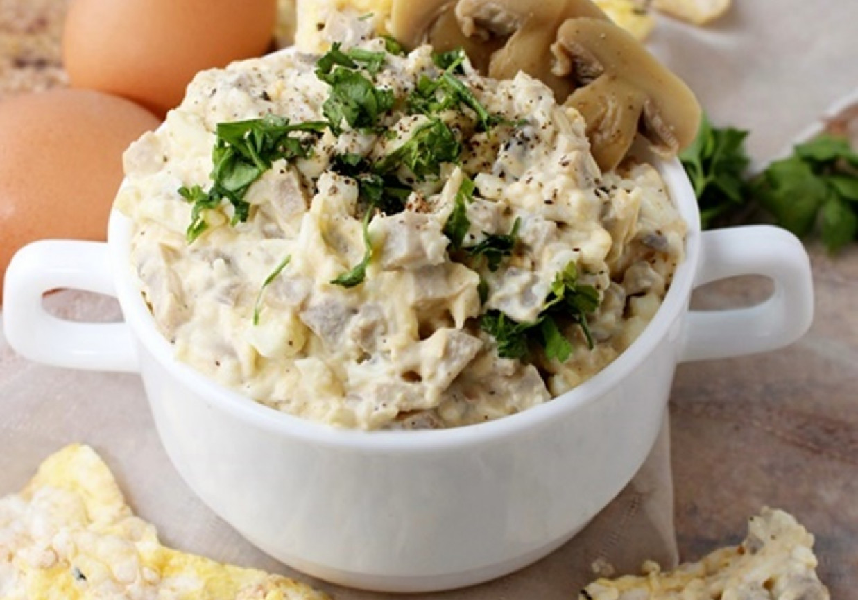 Pasta pieczarkowo jajeczna z żółtym serem DoradcaSmaku pl