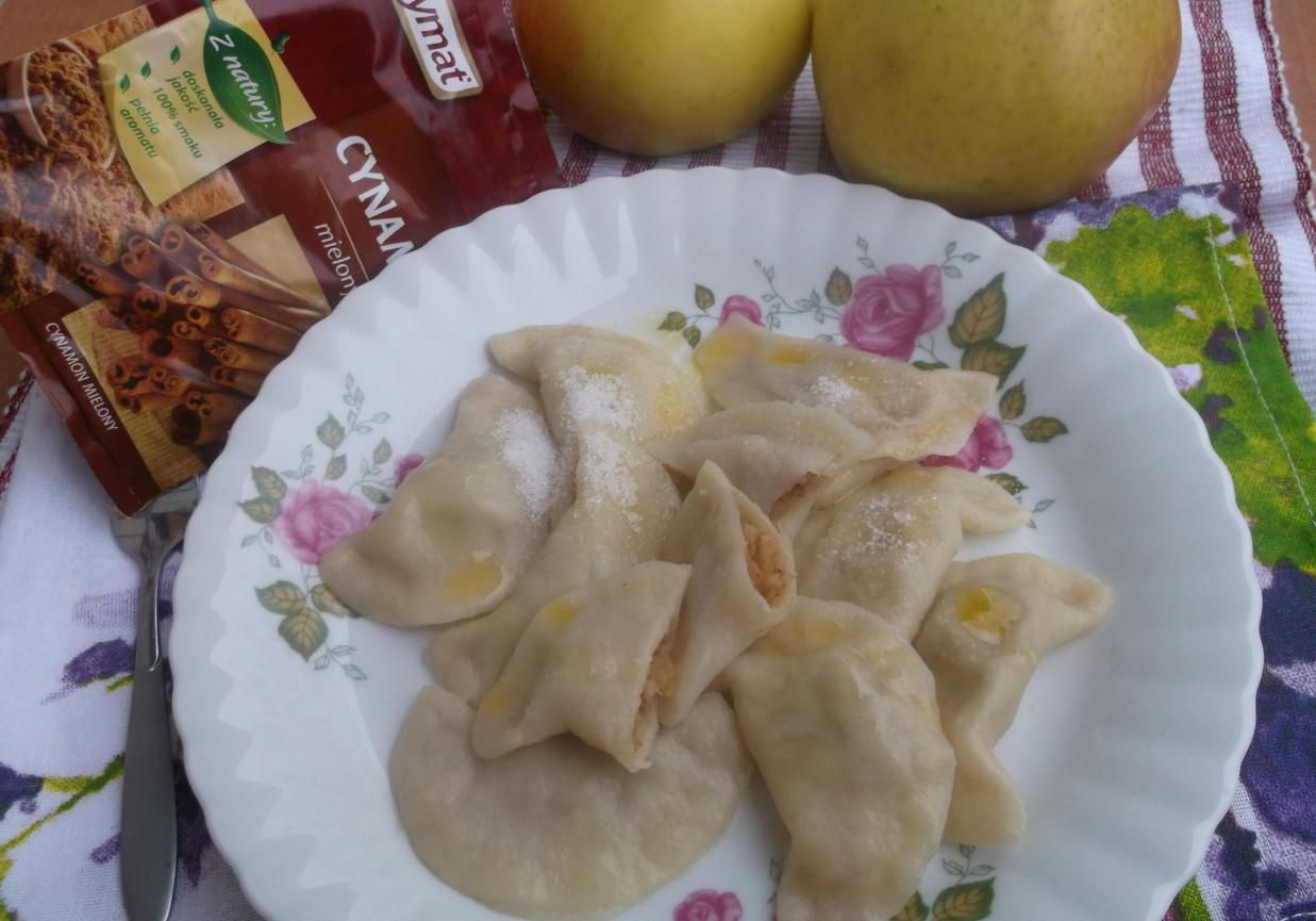 Pierogi Z Jab Kami I Cynamonem Doradcasmaku Pl