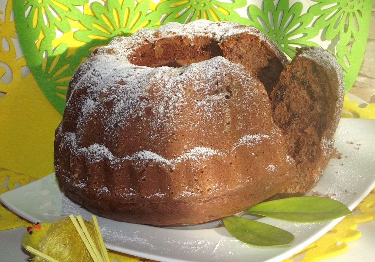  Babka cherry z rodzynkami. foto