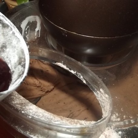 Krok 6 - Babka cherry z rodzynkami. foto