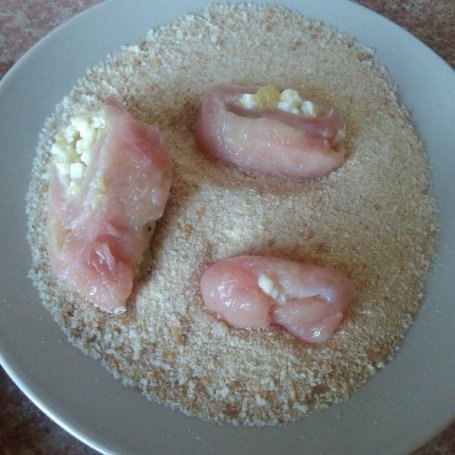 Krok 8 -  Drobiowe kotleciki z rababrabrem i mozzarellą foto