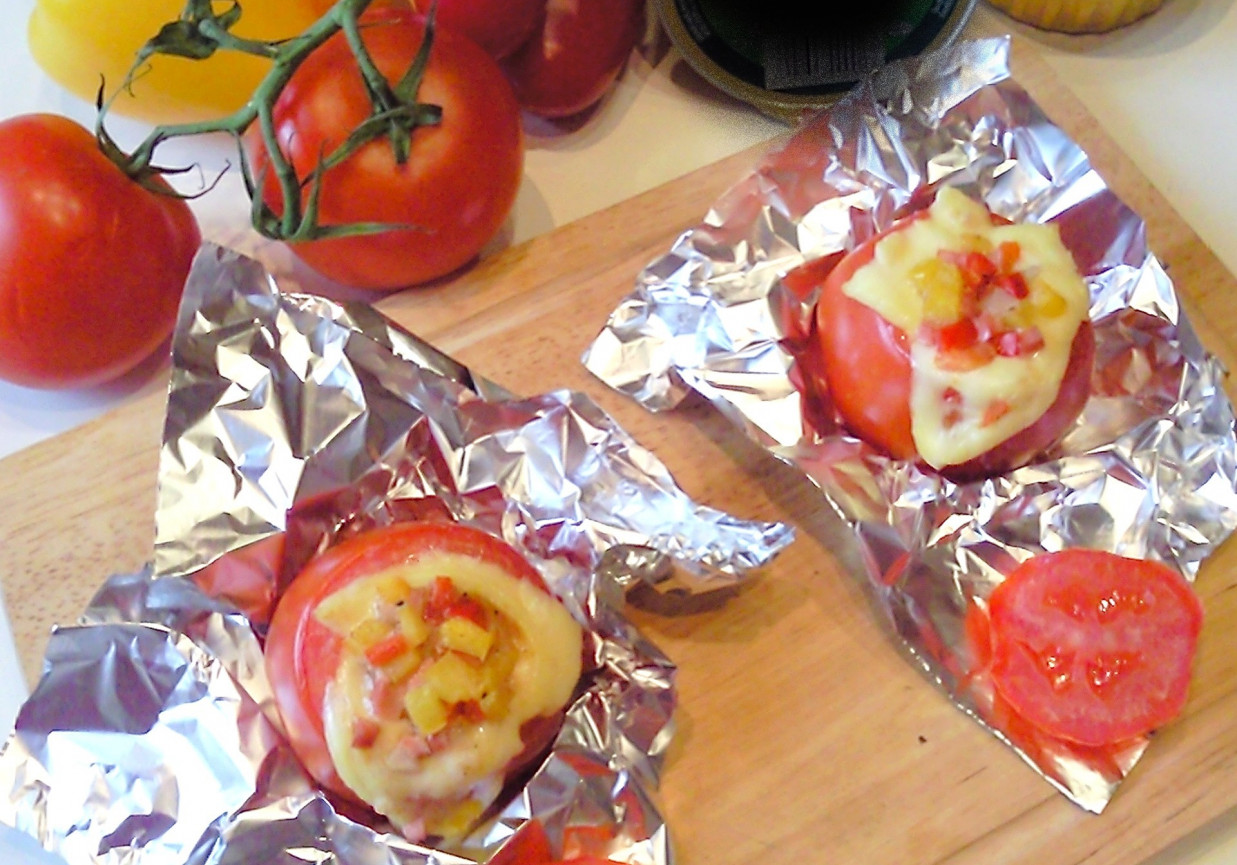  Grillowane, faszerowane pomidorki foto