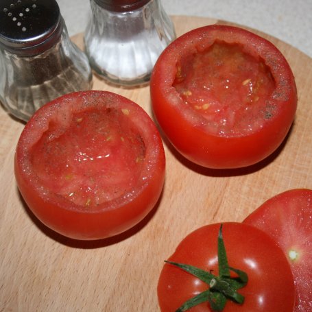 Krok 1 -  Jajka w pomidorach         foto