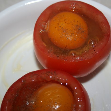 Krok 3 -  Jajka w pomidorach         foto