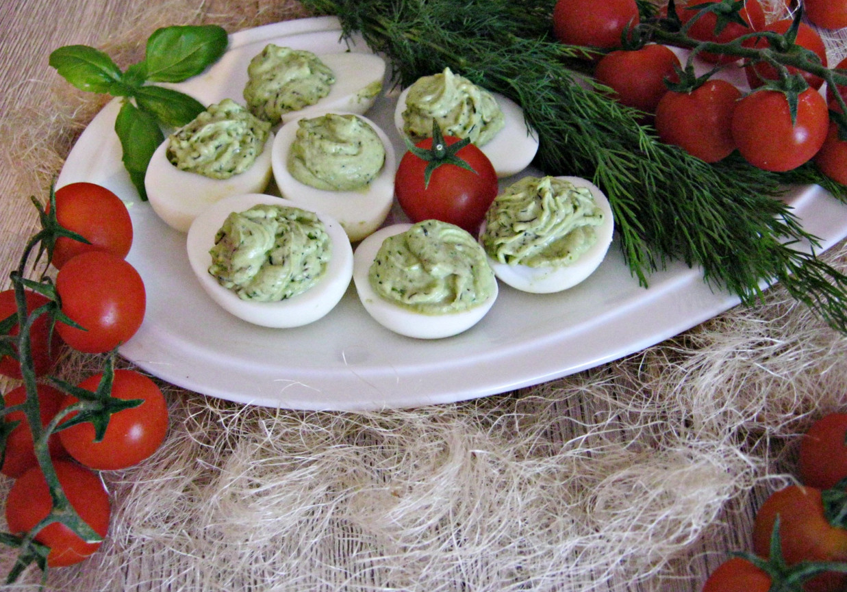 Jajka z zieloną pastą (z brokułem, koperkiem i szczypiorkiem) foto