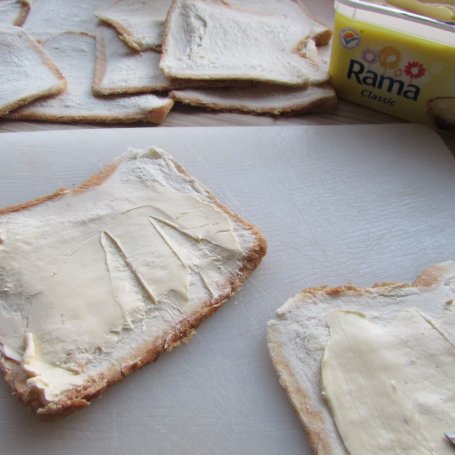Krok 1 - Koszyczki z niespodziankami foto