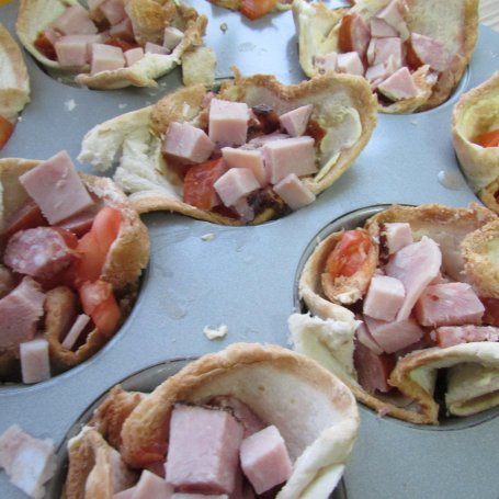Krok 4 - Koszyczki z niespodziankami foto