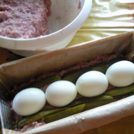 Krok 3 -  Pasztet z jajkiem i ogórkiem konserwowym foto