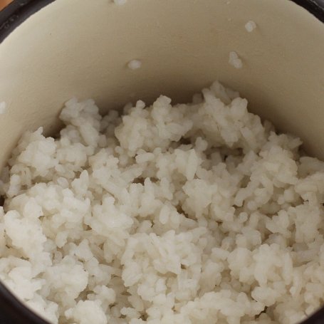 Krok 1 - 	 Sałatka ryżowa z łososiem foto