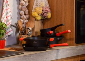 Jak rozpuścić czekoladę w kąpieli wodnej? foto