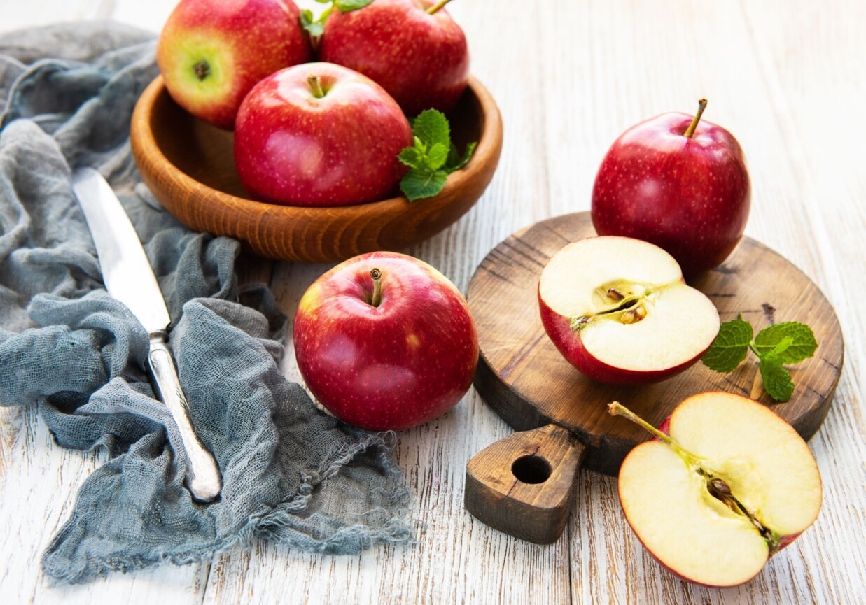 Jak najszybciej usunąć gniazda nasienne z jabłek?
