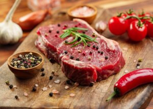 Co zrobić, żeby mięso nie było suche? 5 sposobów na soczyste kotlety!