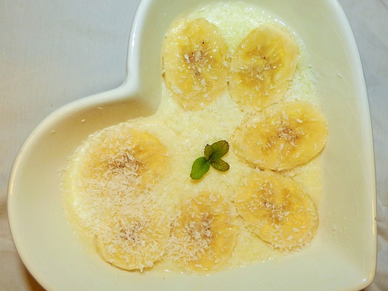 kokosowa kasza manna z bananem - medium