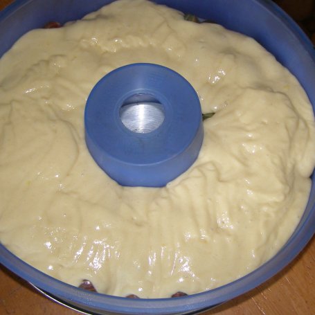 Krok 3 - agrestowe ciasto ucierane na maślance... foto