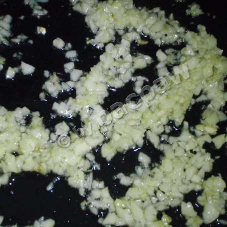 Krok 9 - Ajwar, czyli pasta paprykowo-bakłażanowa foto