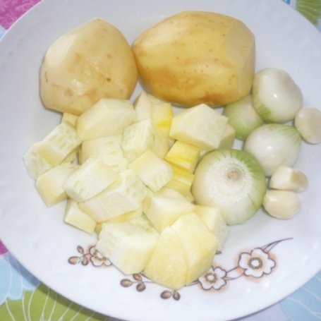 Krok 1 - Aksamitna zupa cukiniowa foto