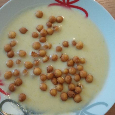Krok 5 - Aksamitny krem z cukinii z manną foto