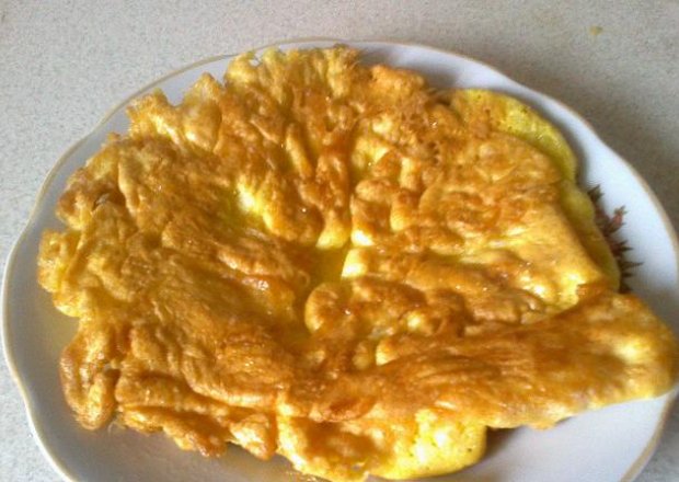 Fotografia przedstawiająca Ala omlet 2 w wykonaniu smakosza