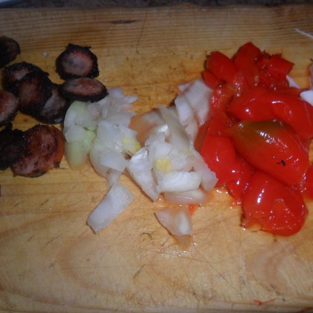 Krok 2 - A'la pizza z patelni foto