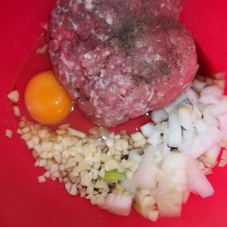 Krok 1 - A'la placek po węgiersku z cukinią foto