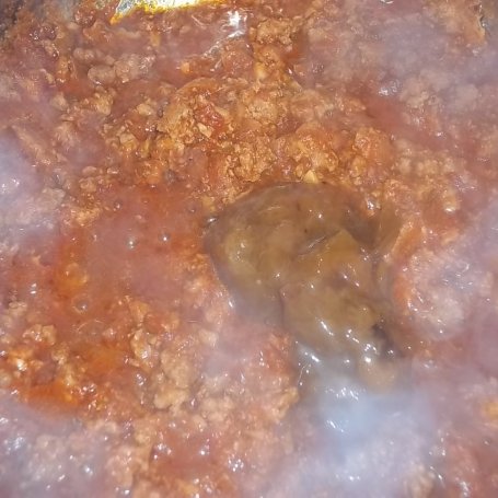 Krok 5 - A'la placek po węgiersku z cukinią foto