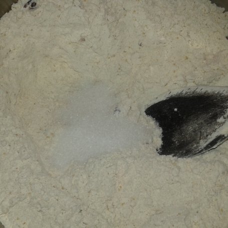 Krok 3 - Amarantusowy chlebek na miodzie foto