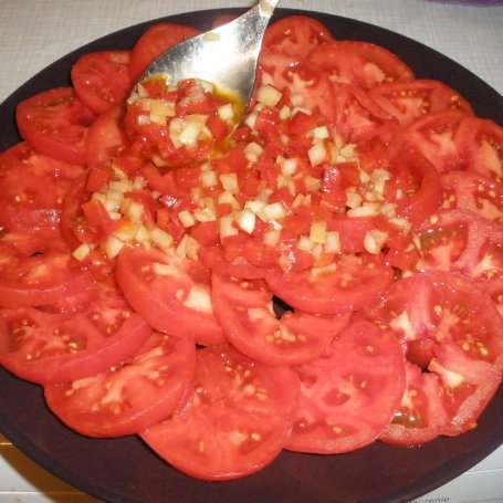 Krok 4 - Amerykańska sałatka z pomidorów foto