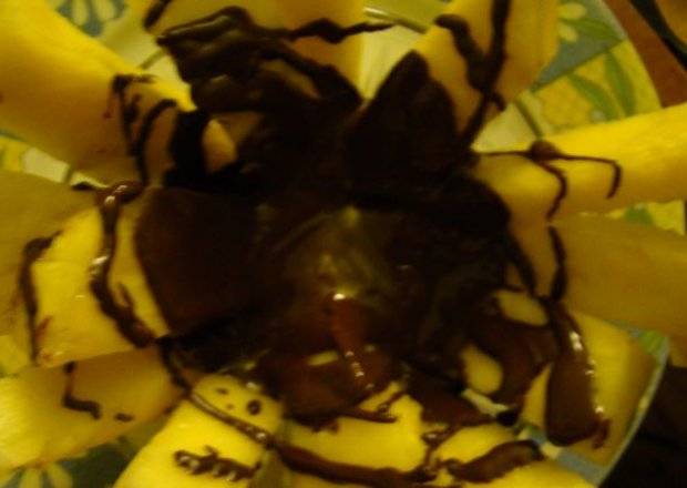 Fotografia przedstawiająca Ananas w czekoladzie