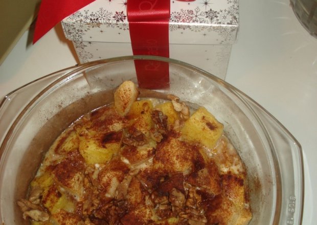 Fotografia przedstawiająca Ananas z jabłkiem z nutką cynamonu