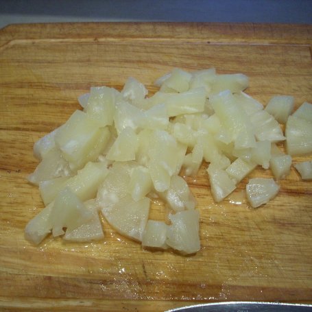 Krok 2 - Ananasowa niespodzianka foto