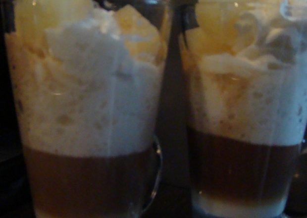 Fotografia przedstawiająca Ananasowe latte
