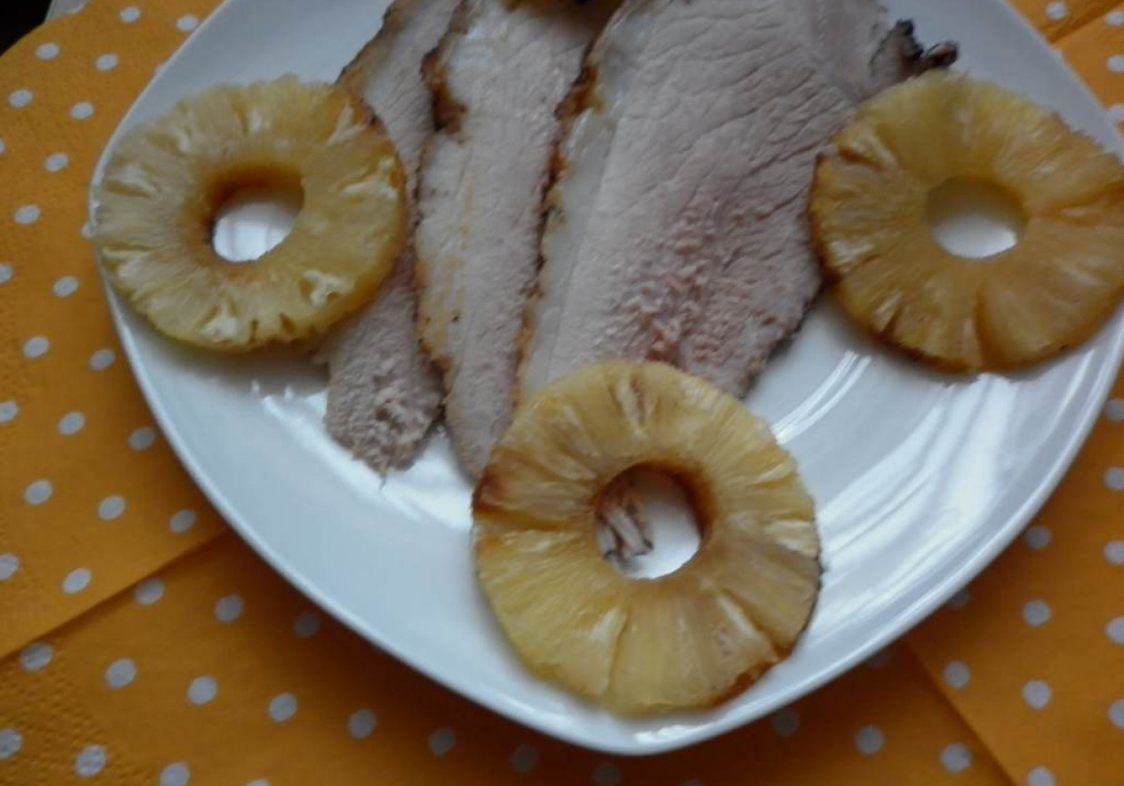 Ananasowo - goździkowa szynkówka do chlebka. foto