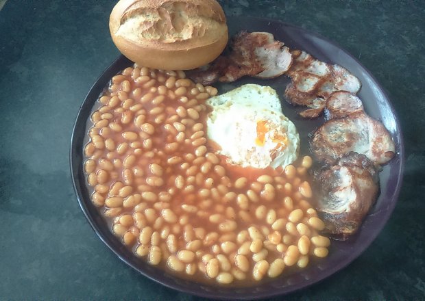 Fotografia przedstawiająca Tradycyjne angielskie śniadanie