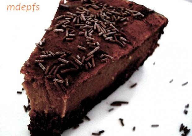 Fotografia przedstawiająca Antydepresyjne ciasto serowo-budyniowe o smaku czekolady