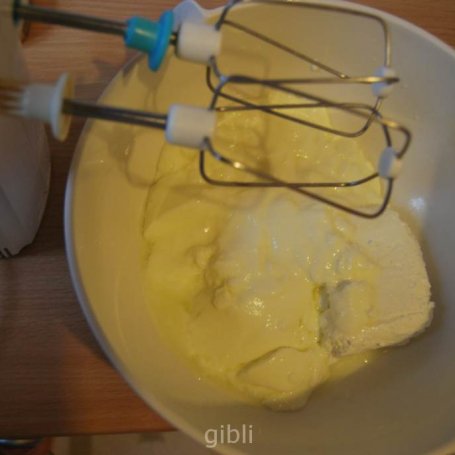 Krok 1 - Arbuzowy jogurtowiec z galaretką foto