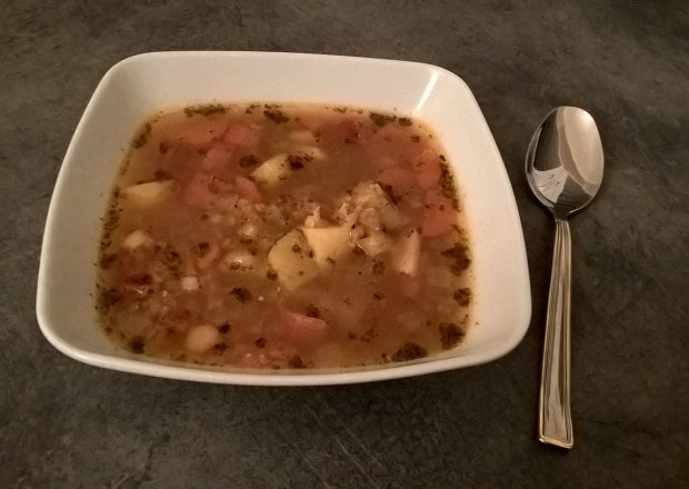Fotografia przedstawiająca Aromatyczna zupa z czerwoną soczewicą