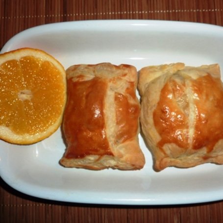 Krok 3 - Aromatyczne kieszonki francuskie z jabłkiem i pomarańczą foto