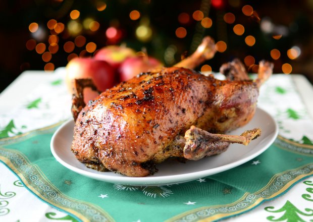 Aromatyczne, soczyste i kruche mięsa na świąteczny stół foto
