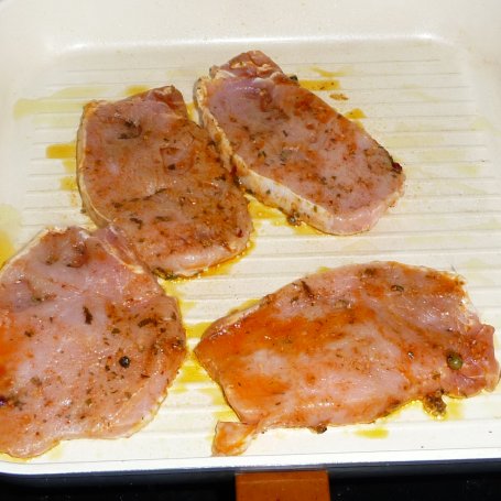 Krok 4 - Aromatyczny schab duszony foto