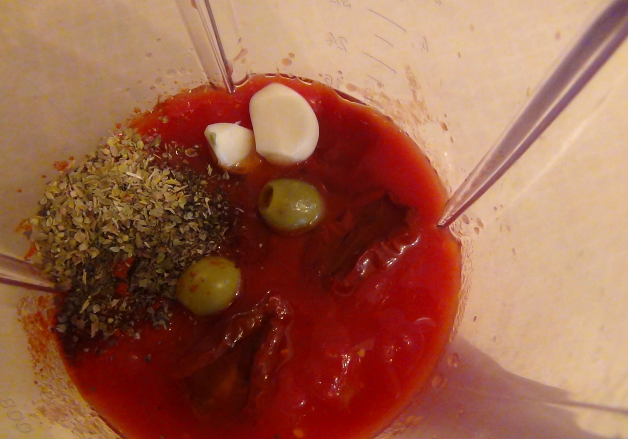 Aromatyczny sos pomidorowy foto