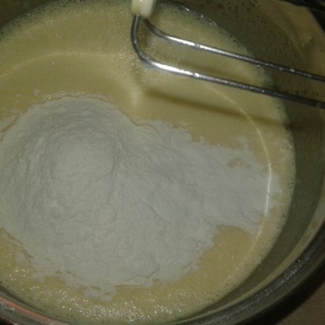Krok 2 - Babeczki kawowe z owocami foto