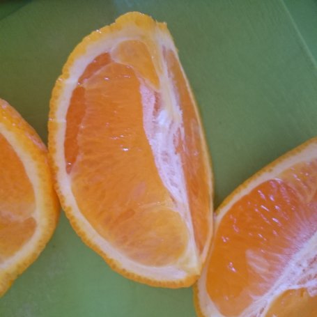 Krok 2 - Babeczki pomarańczowe z czekoladą foto