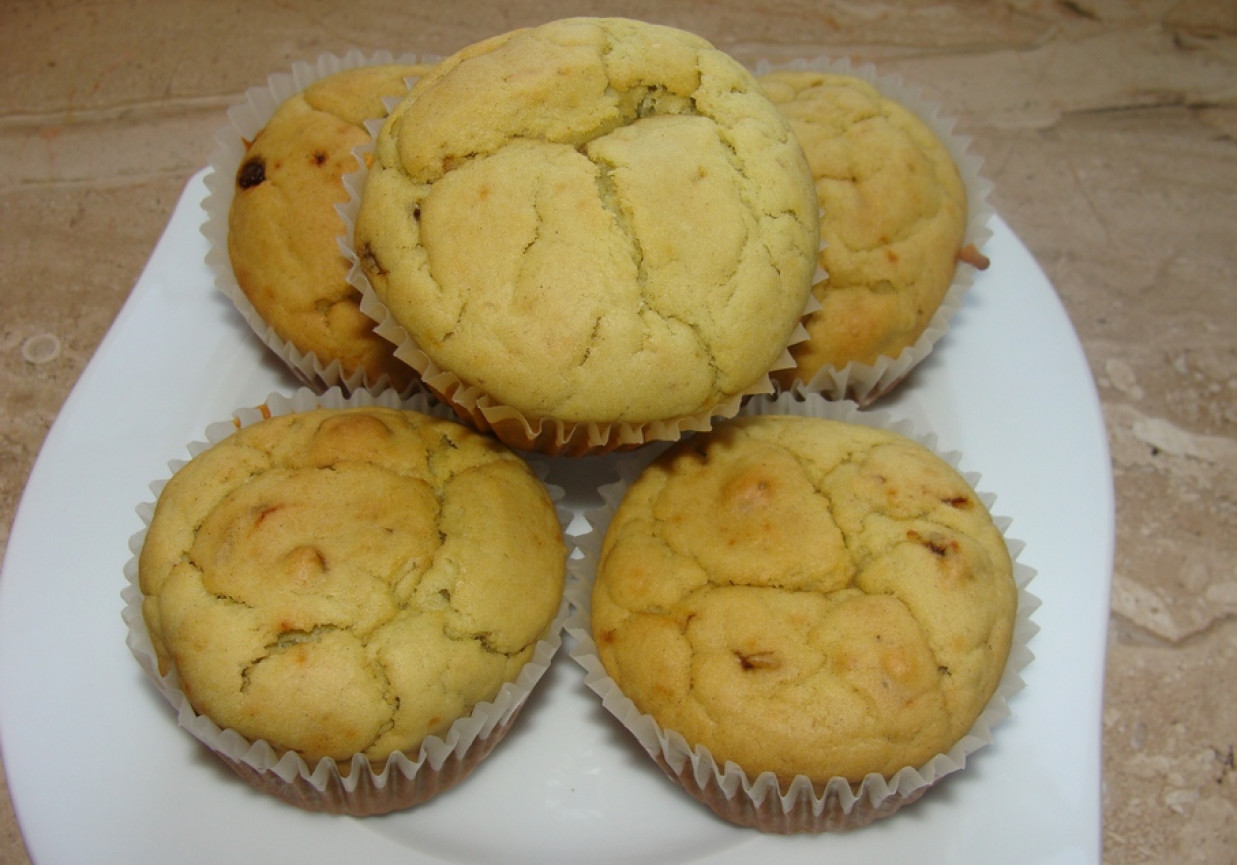 Babeczki z awokado i daktylami DoradcaSmaku.pl