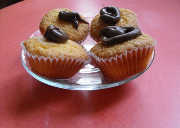 Fotografia przedstawiająca BaBECZKI z cukrem i czekol-ladą