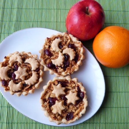 Krok 4 - Babeczki z jabłkami i suszoną żurawiną foto