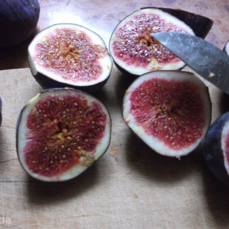 Krok 1 - Babeczki z karmelizowaną figą  foto
