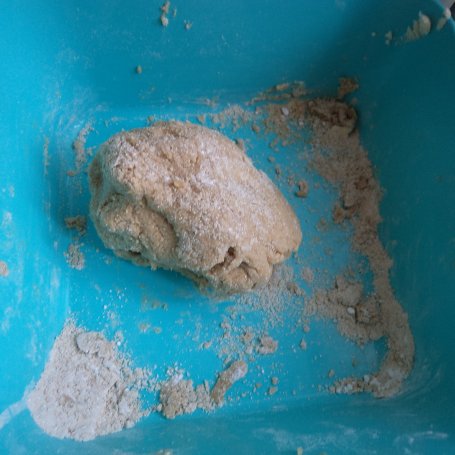 Krok 2 - Babeczki z mąki gryczanej z musem owocowym i płatkami migdałowymi :) foto
