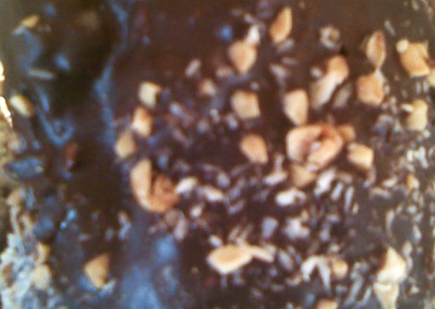 Fotografia przedstawiająca Babka czekoladowa z orzechami